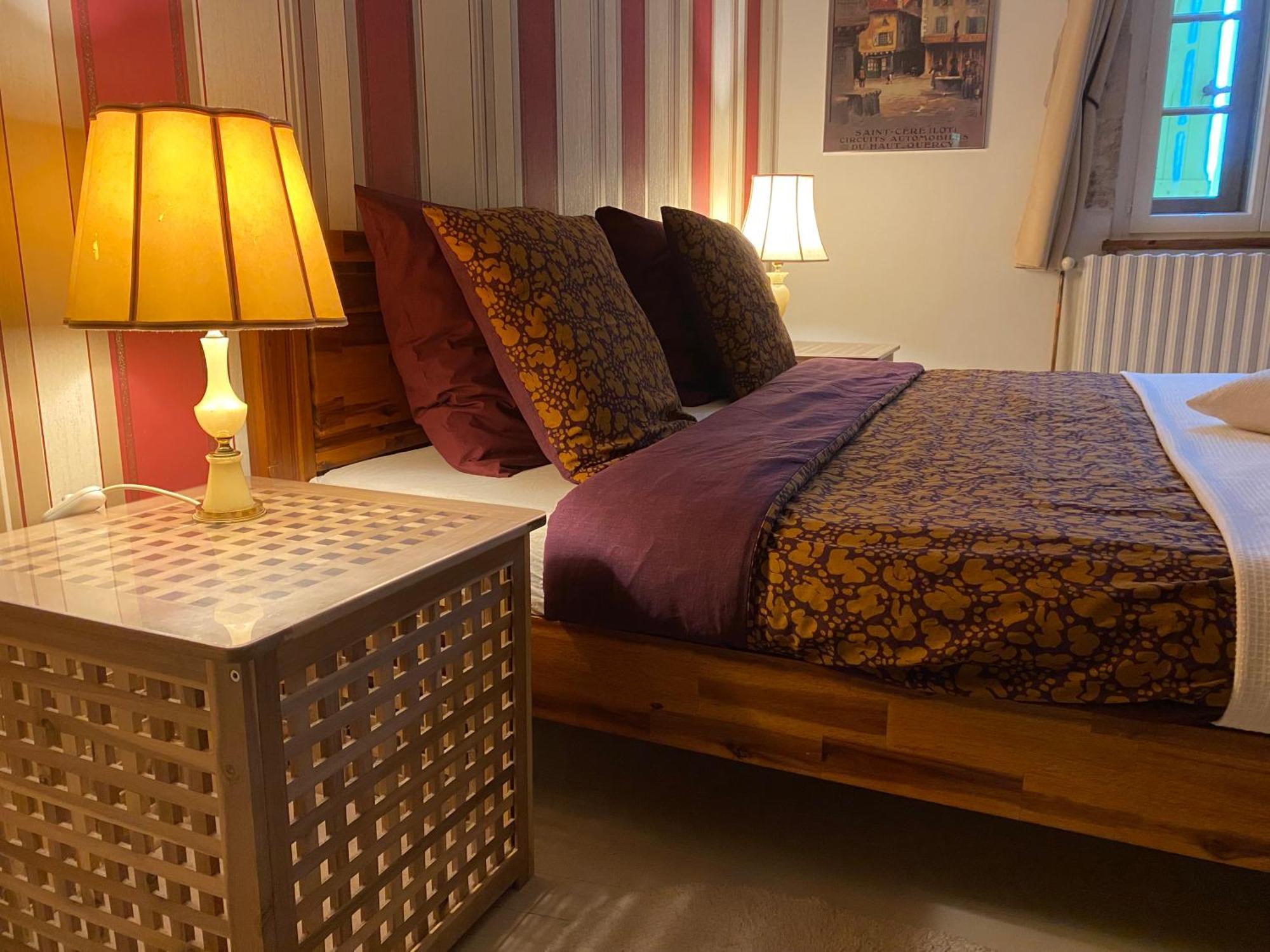 Chambre D'Hotes Les 3 Cochons D'Olt Arcambal Екстериор снимка