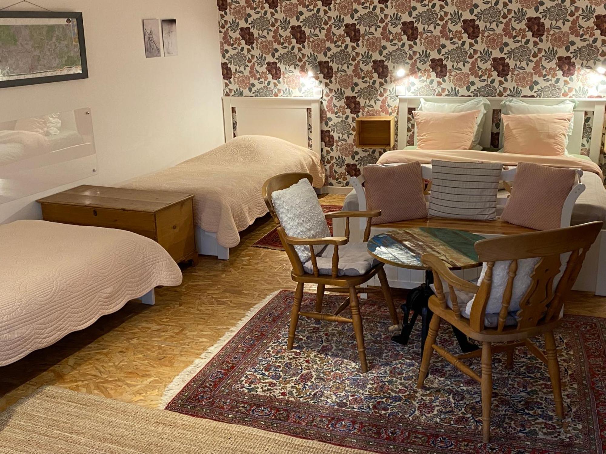 Chambre D'Hotes Les 3 Cochons D'Olt Arcambal Екстериор снимка