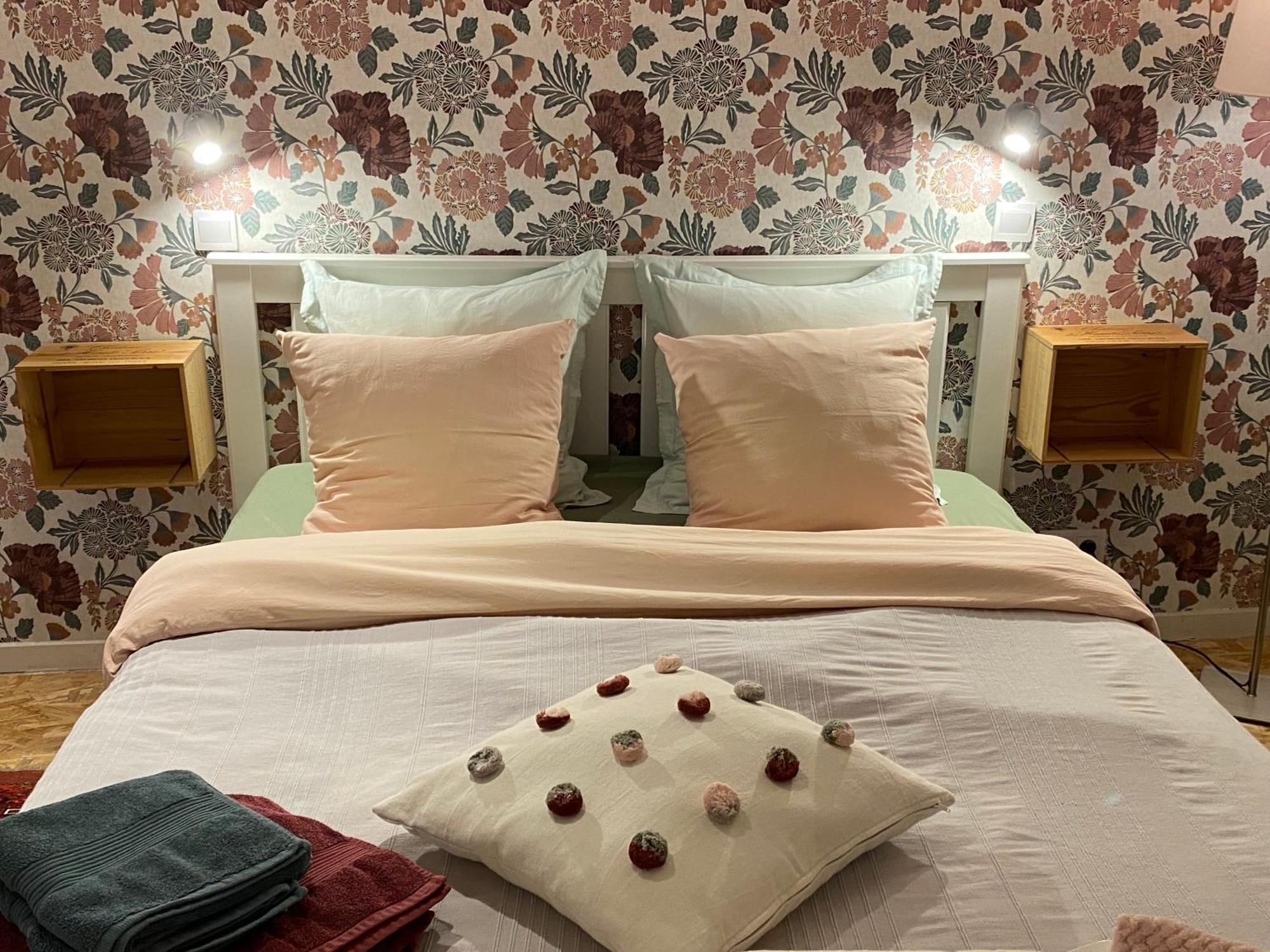 Chambre D'Hotes Les 3 Cochons D'Olt Arcambal Екстериор снимка
