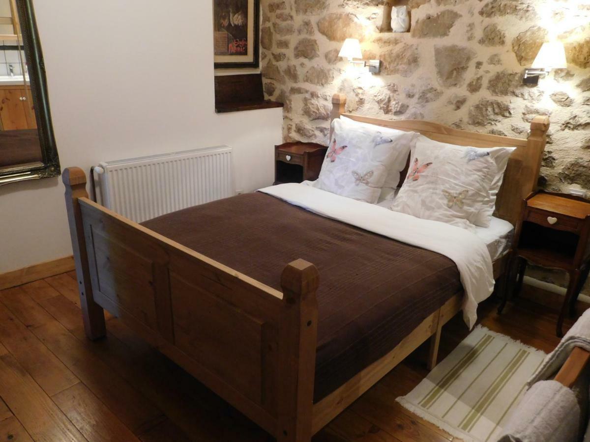 Chambre D'Hotes Les 3 Cochons D'Olt Arcambal Екстериор снимка